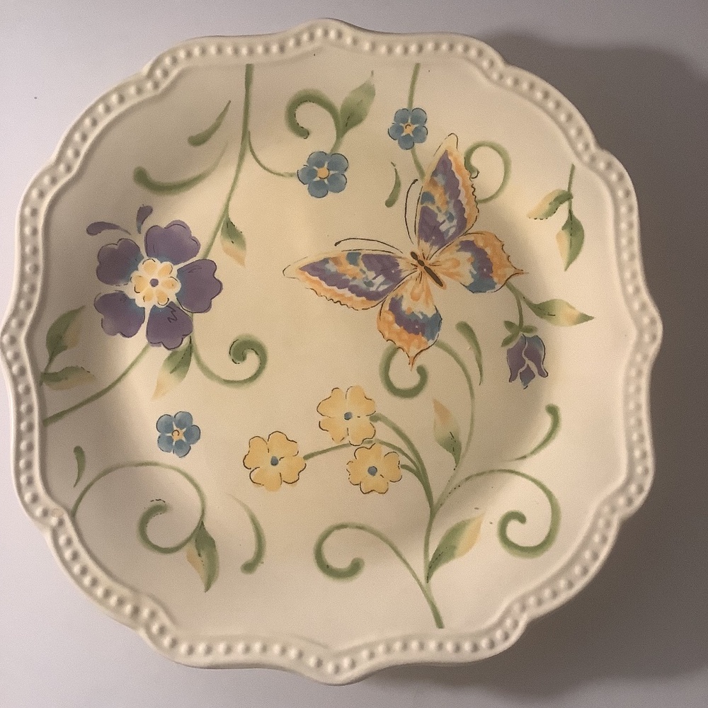 New PIER 1 Set of 4 10.5” Ironstone Dinner Plates Design is BOTANICAL